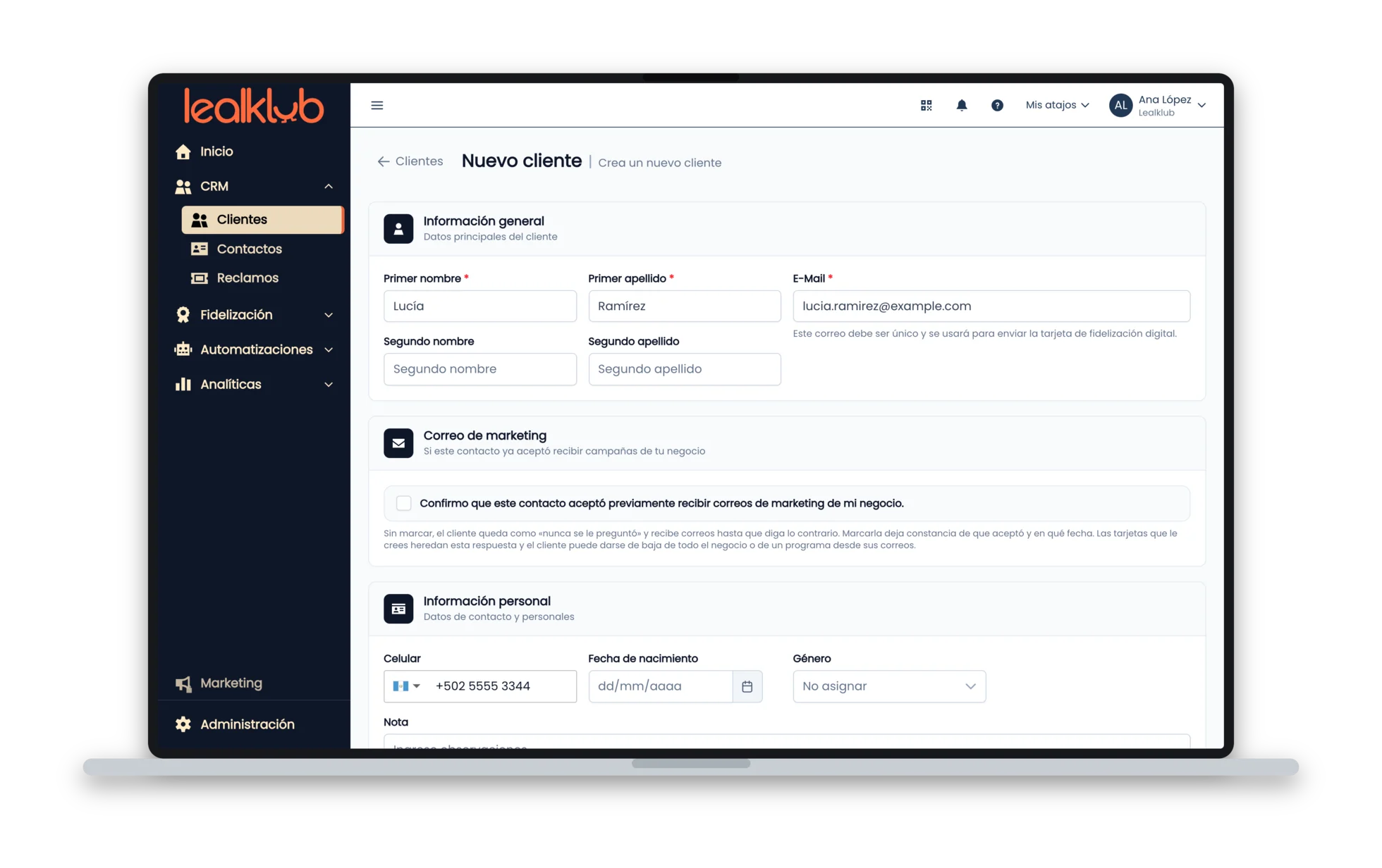 CRM › Nuevo cliente con nombre, apellido, correo y celular de la clienta