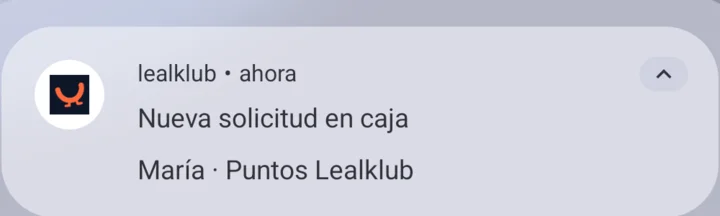 Notificación «Nueva solicitud en caja» en el teléfono del puesto